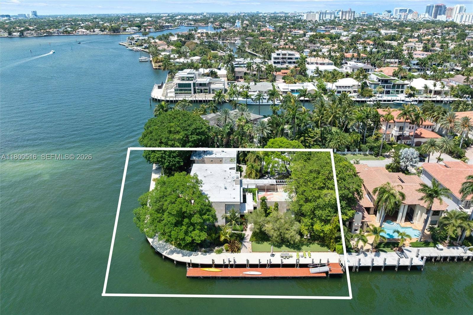 2500 Mercedes Drive, Fort Lauderdale, FL 33316 Photo 4