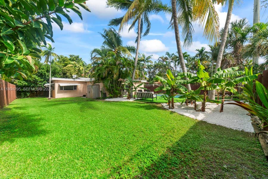 Property photo for 2708 Cleveland Street, Hollywood, FL