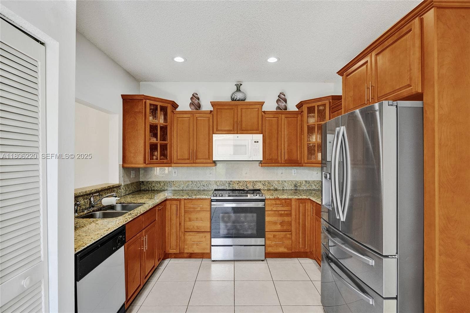 3910 Fern Forest Road, Cooper City, FL 33026 Photo 12