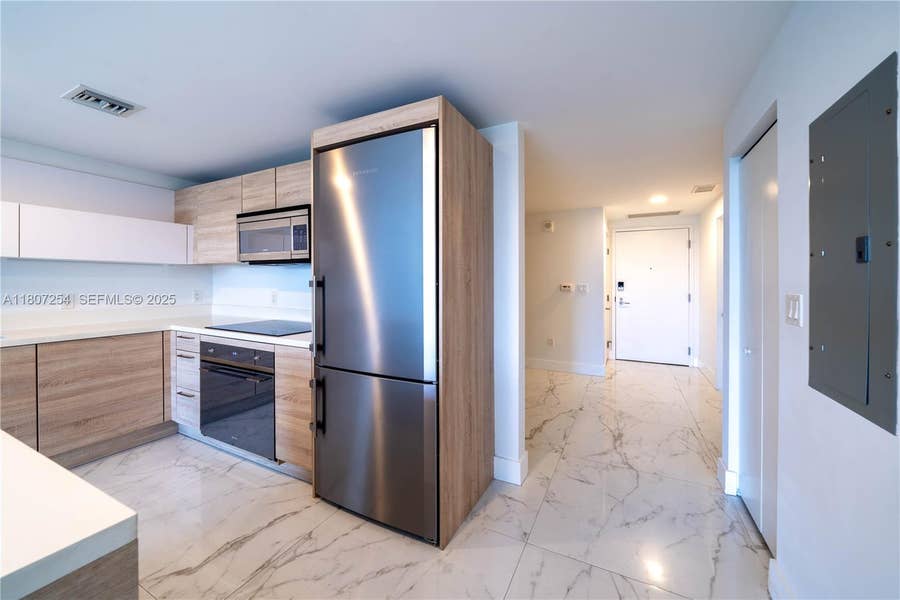 Property photo for 16385 Biscayne Boulevard, #417, North Miami Beach, FL