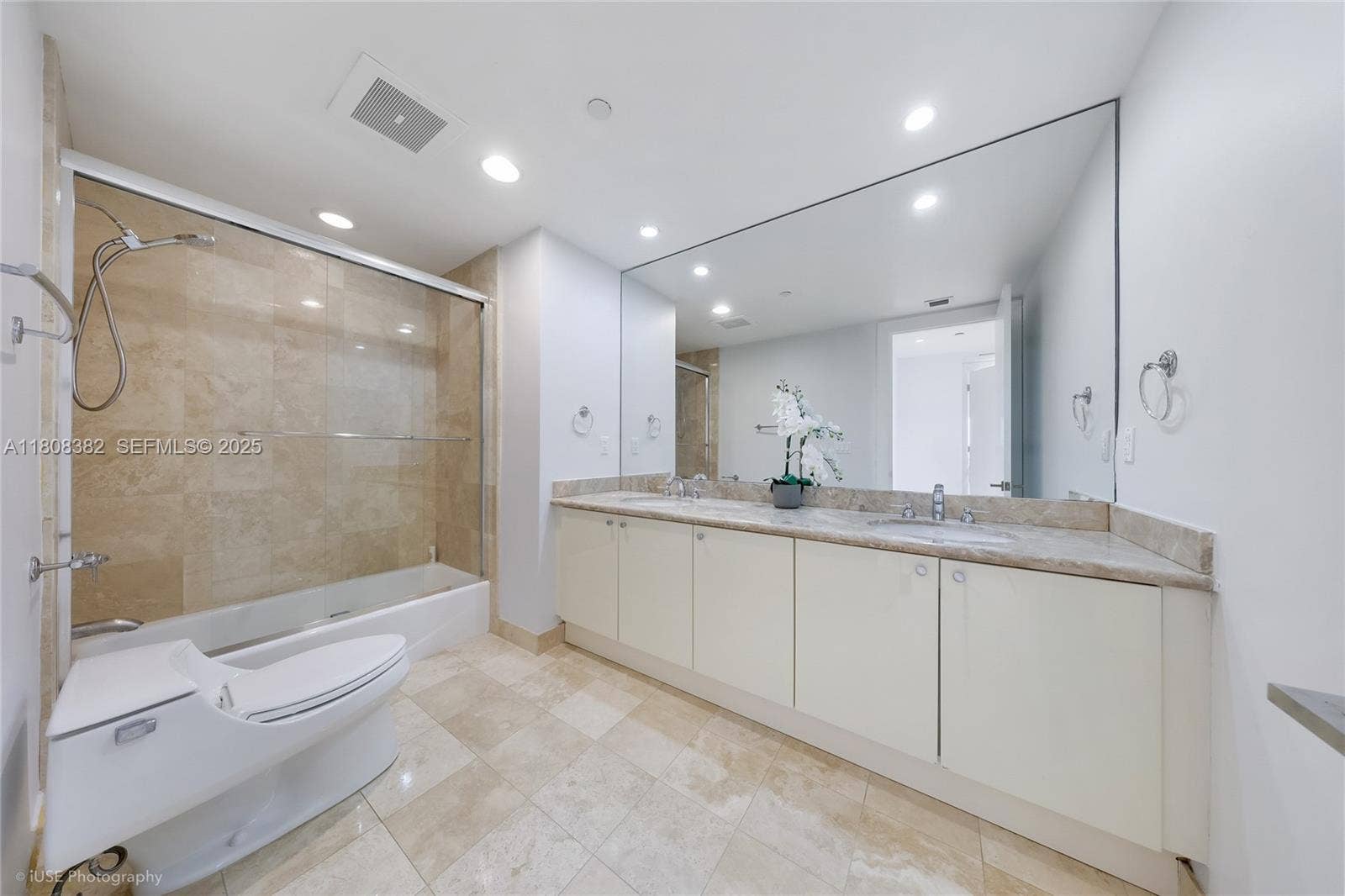10225 Collins Avenue, #604 Renovated, Bal Harbour, FL 33154 2nd Batroom