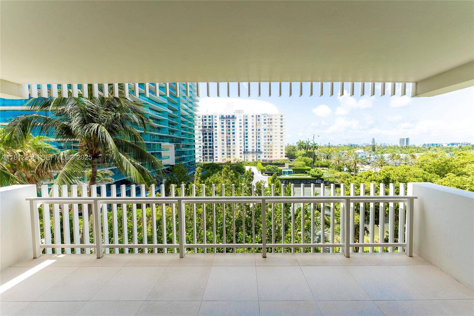 10205 Collins Avenue, #401, Bal Harbour, FL 33154 Photo 27
