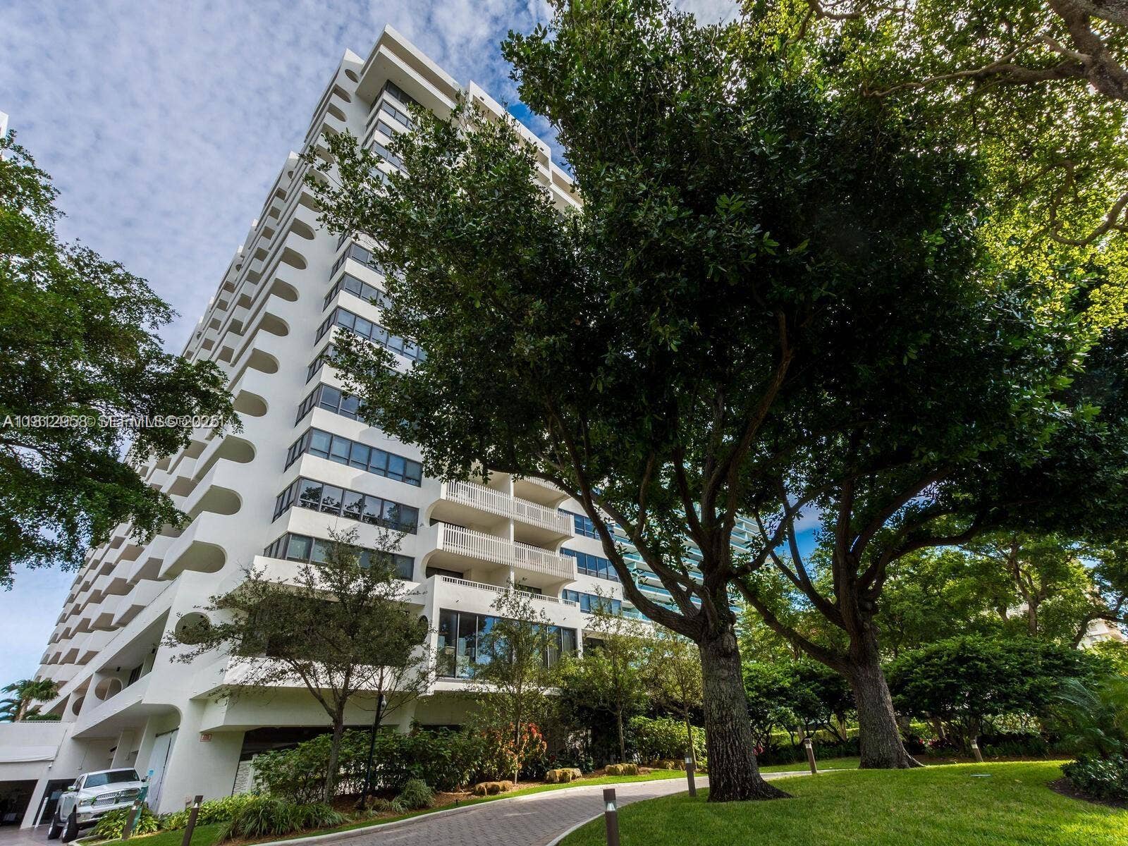 10205 Collins Avenue, #401, Bal Harbour, FL 33154 Photo 2