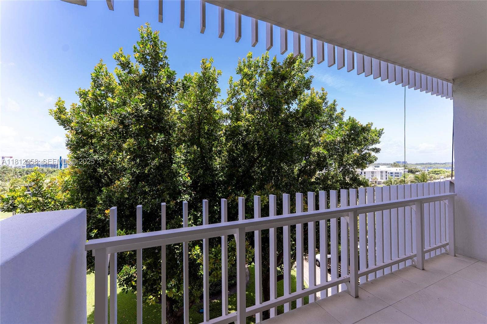 10205 Collins Avenue, #401, Bal Harbour, FL 33154 Photo 43