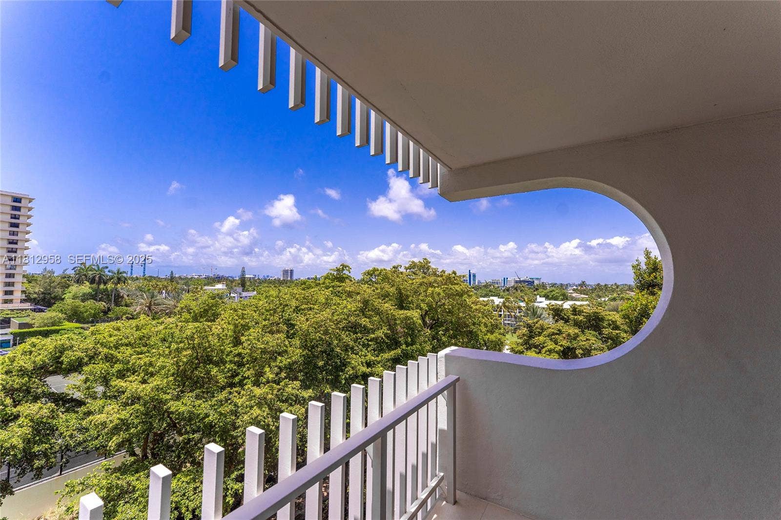 10205 Collins Avenue, #401, Bal Harbour, FL 33154 Photo 14