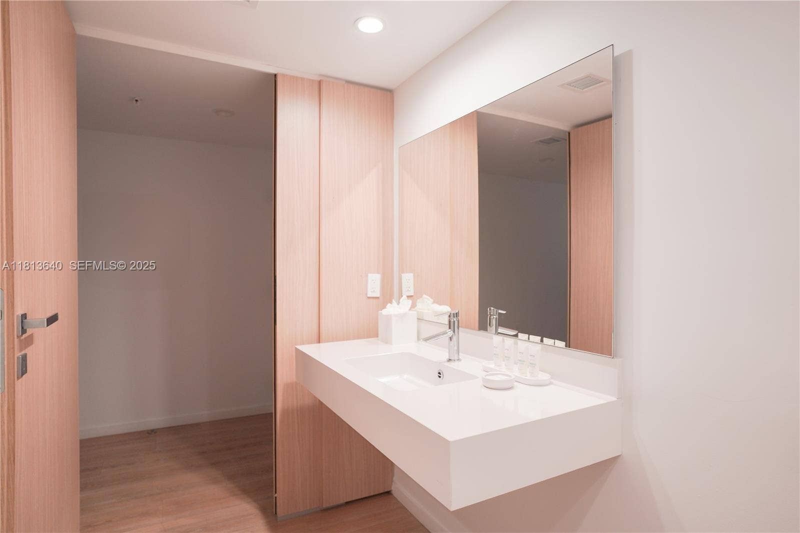 291 Bal Bay Drive, #405, Bal Harbour, Bal Harbour, FL 33154 Photo 7