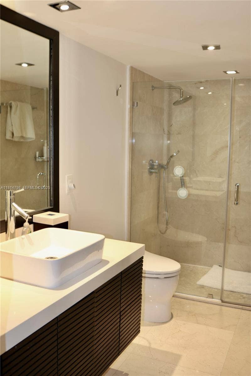 9801 Collins Avenue, #17U, Bal Harbour, Bal Harbour, FL 33154 Photo 17
