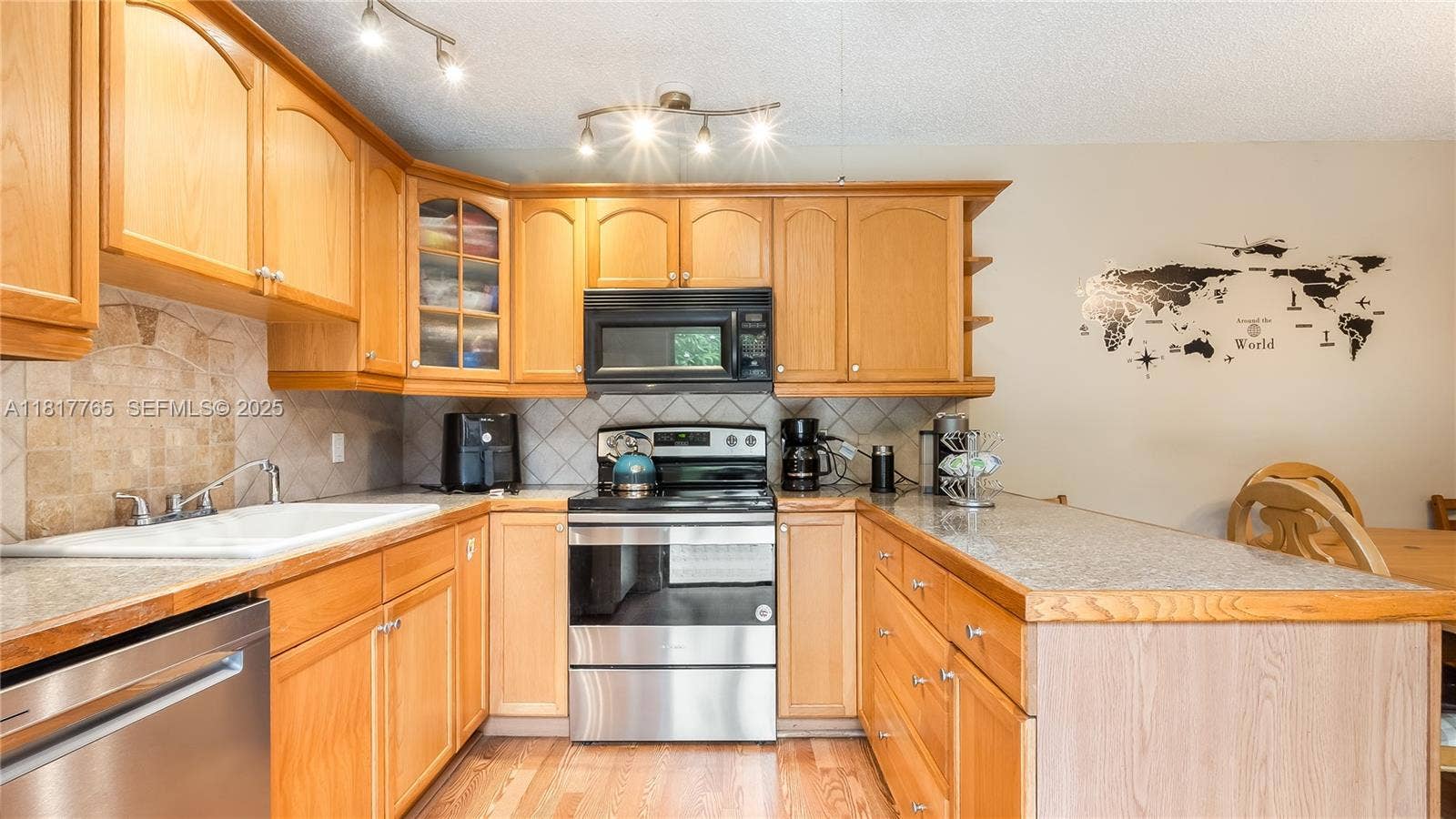 4167 Forest Hill Drive, Cooper City, FL 33026 Photo 12