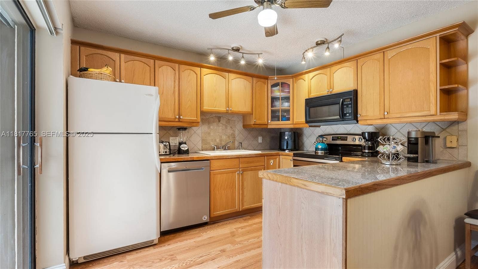 4167 Forest Hill Drive, Cooper City, FL 33026 Photo 13