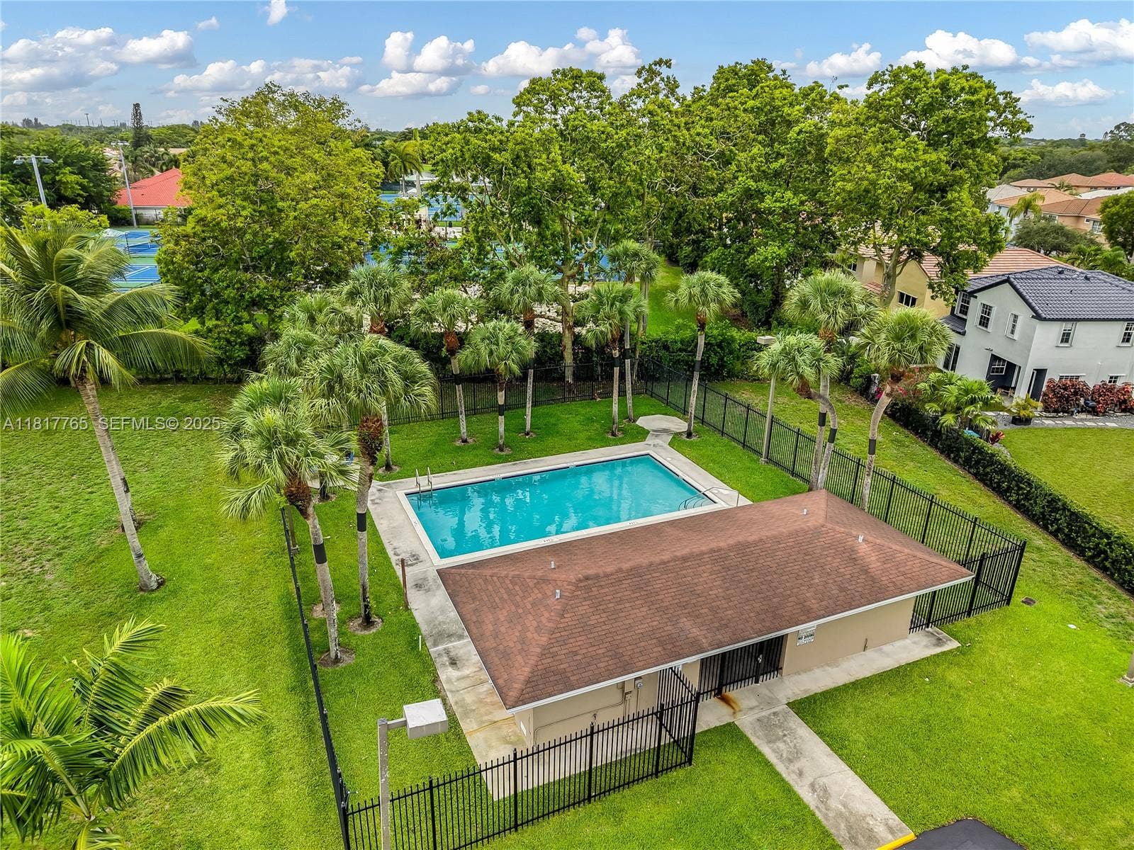 4167 Forest Hill Drive, Cooper City, FL 33026 Photo 5