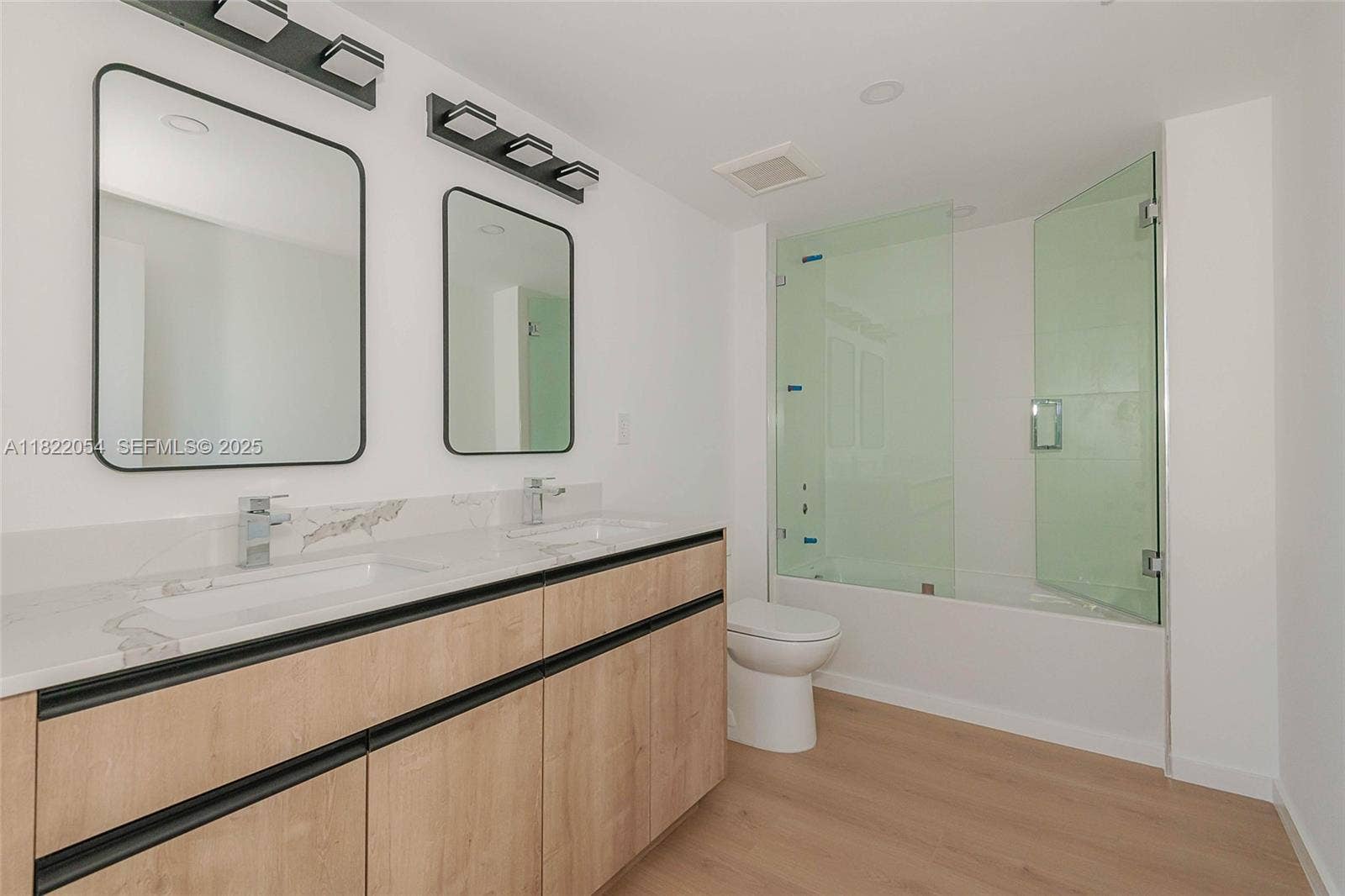 824 SE 12th Court, Fort Lauderdale, FL 33316 Photo 14