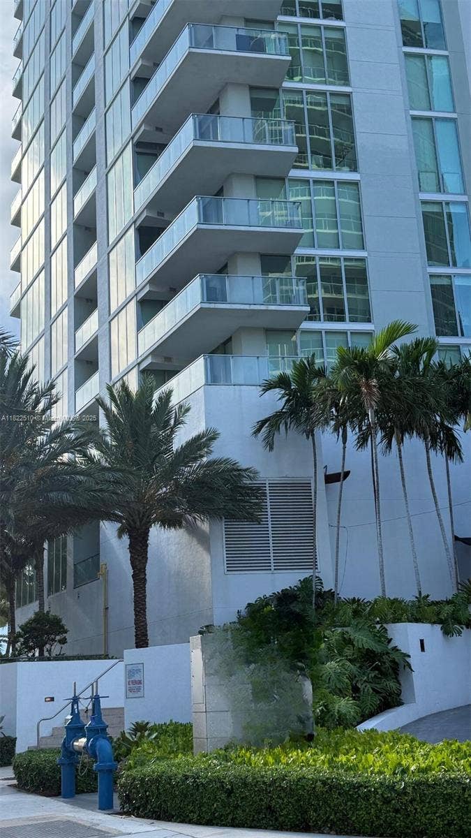 Property photo for 2900 NE 7th Avenue, #1407, Miami, FL