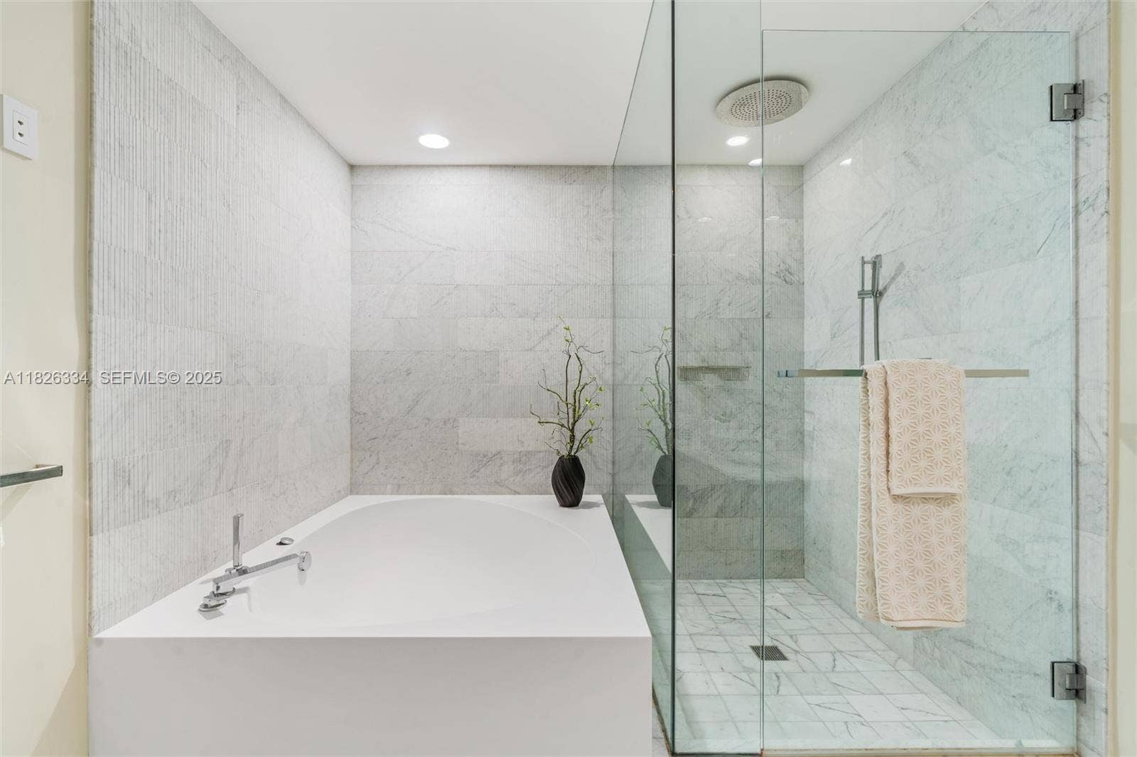 10203 Collins Avenue, #1603, Bal Harbour, FL 33154 Photo 10