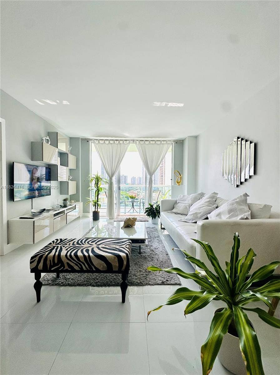 Property photo for 19390 Collins Avenue, #911, Sunny Isles Beach, FL