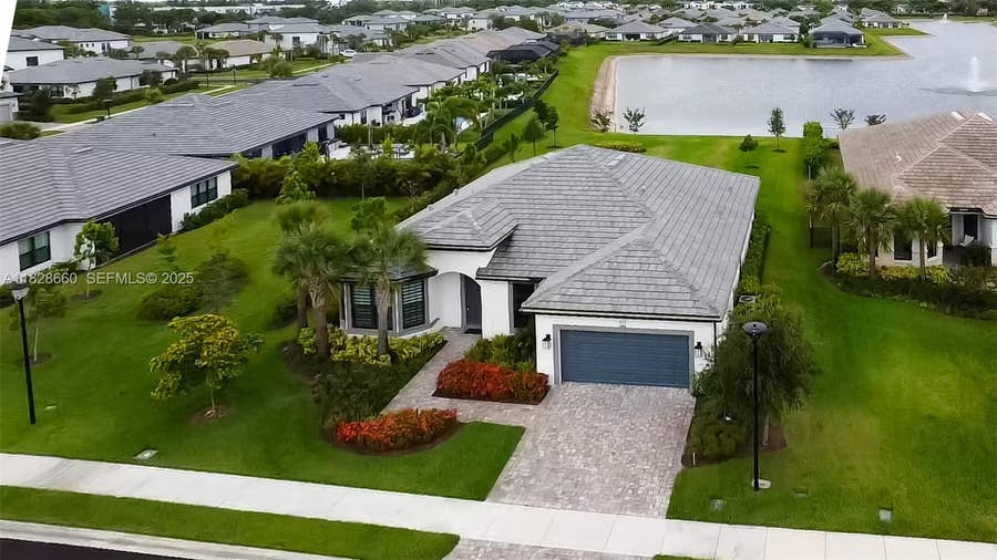 Property photo for 4527 Blessed Place Drive, Oakland Park, FL