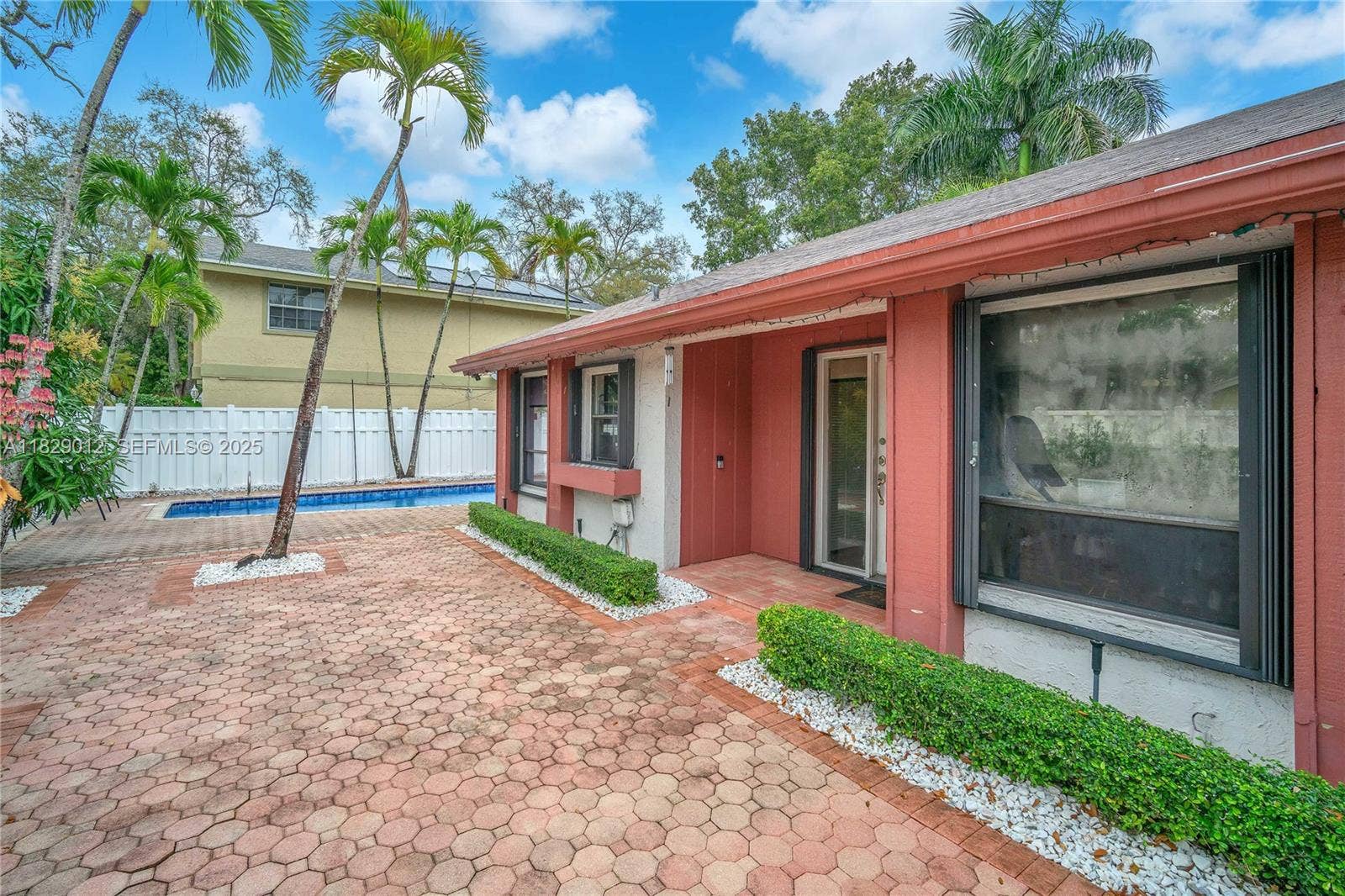 66 Forest Circle, Cooper City, Cooper City, FL 33026 Photo 5
