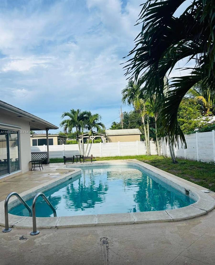 Property photo for 6790 SW 10th Court, Pembroke Pines, FL