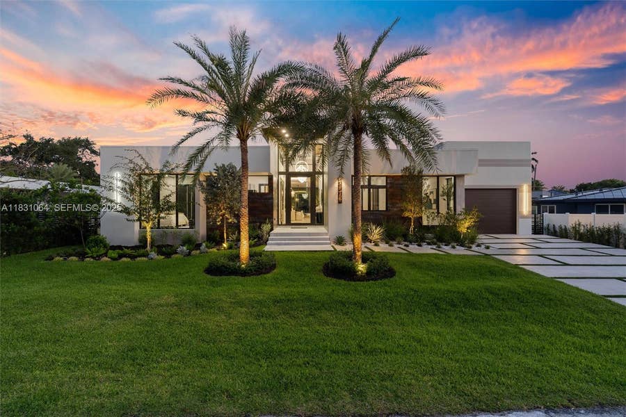 Property photo for 416 NW 24th Street, Wilton Manors, FL