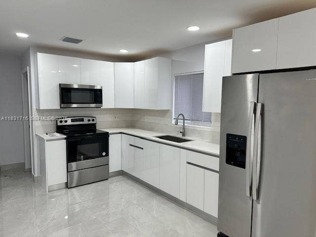 42 SE 10th Terrace, Dania Beach, FL 33004 Photo 8