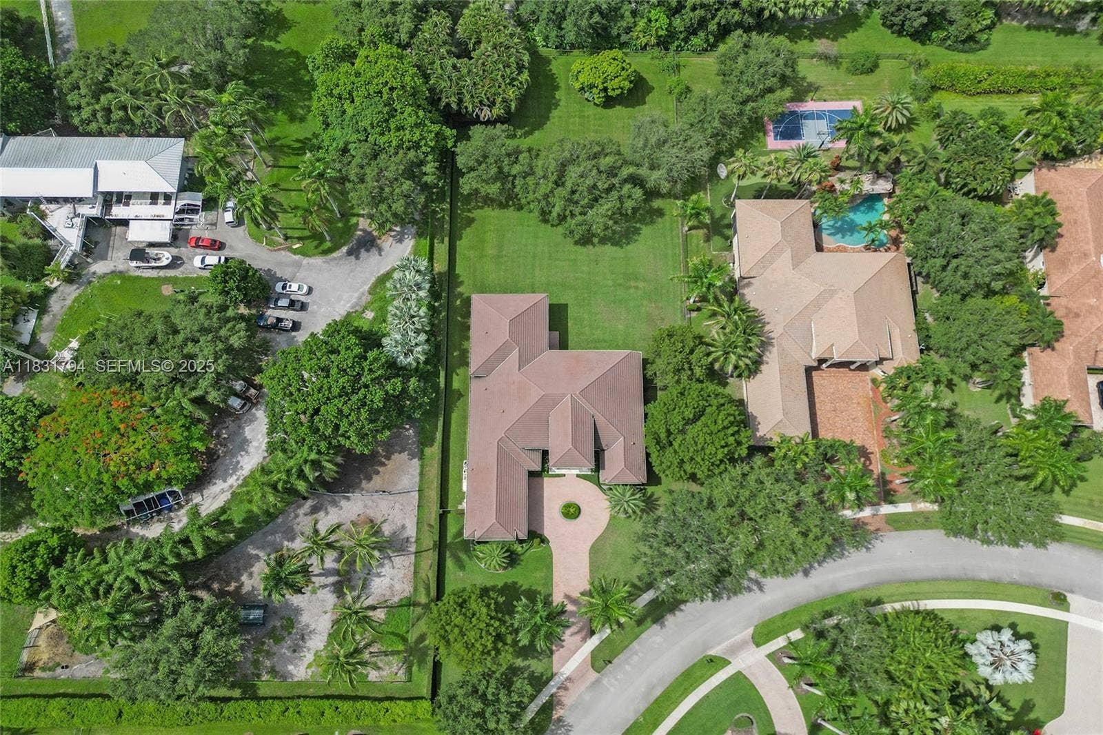 11056 Blackhawk Boulevard, Davie, FL 33328 Photo 5