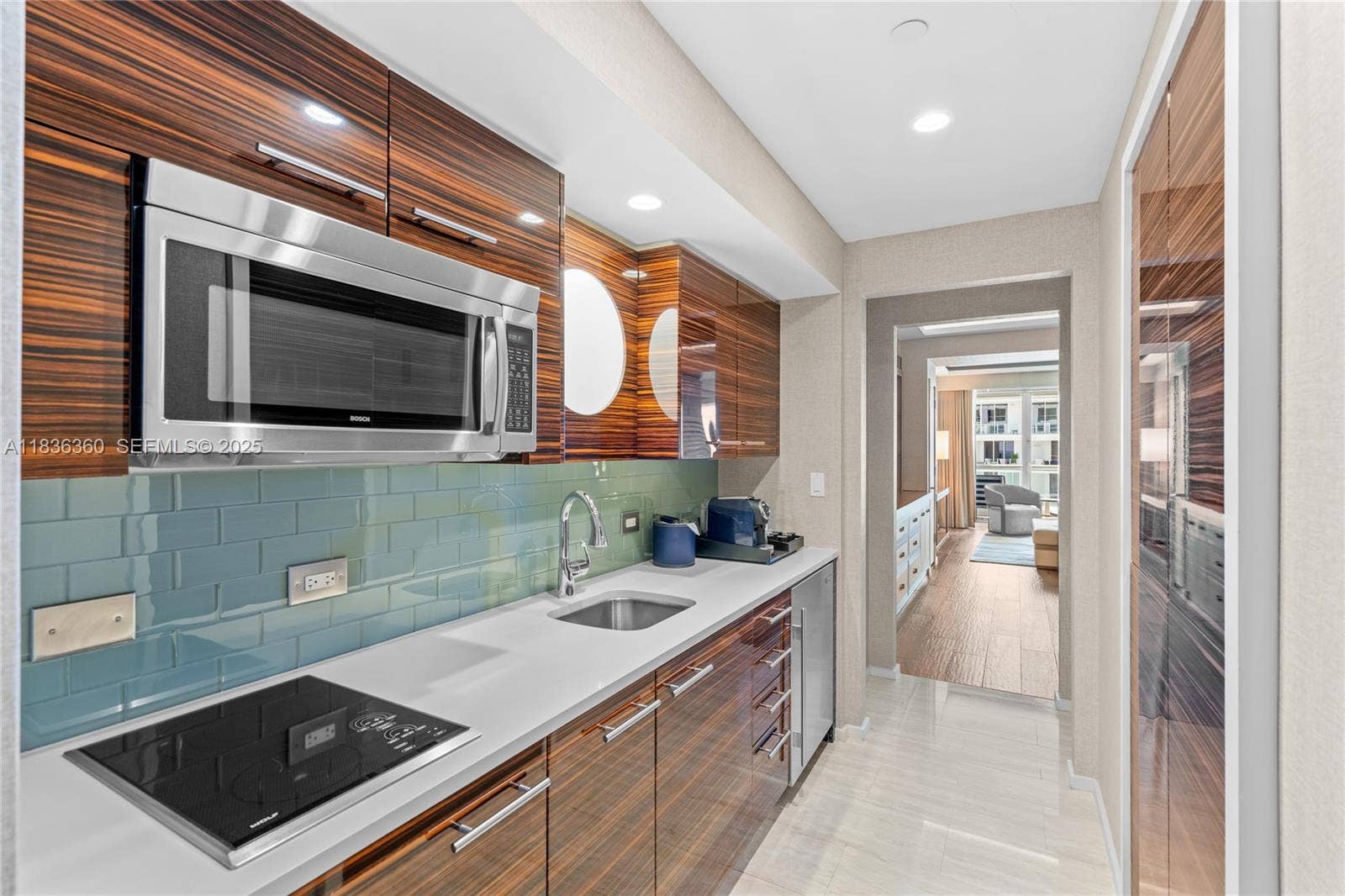 551 N Fort Lauderdale Beach Boulevard, #R1909, Fort Lauderdale, FL 33304 Photo 3