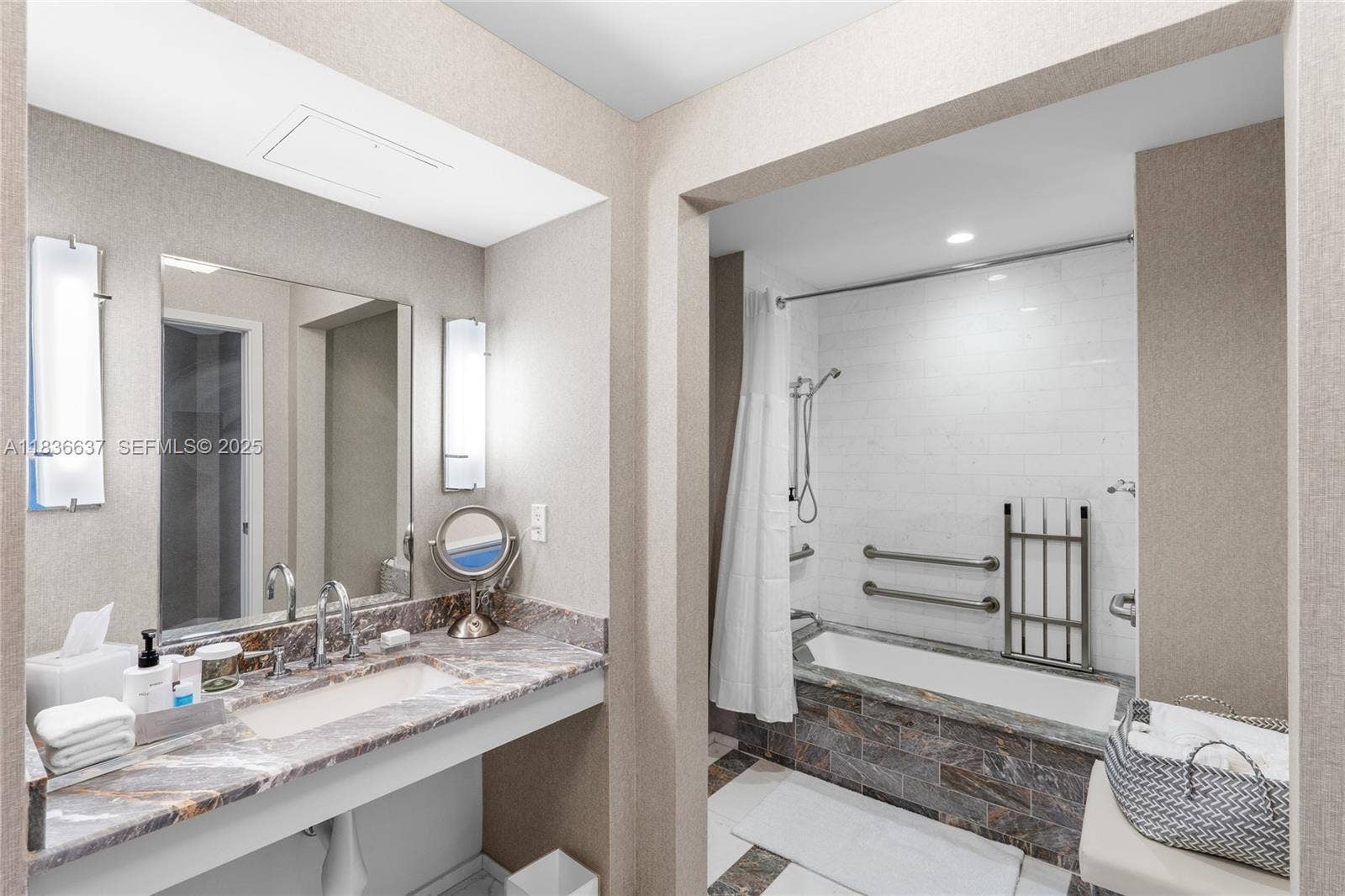 551 N Fort Lauderdale Beach Boulevard, #R2205, Fort Lauderdale, FL 33304 Photo 11