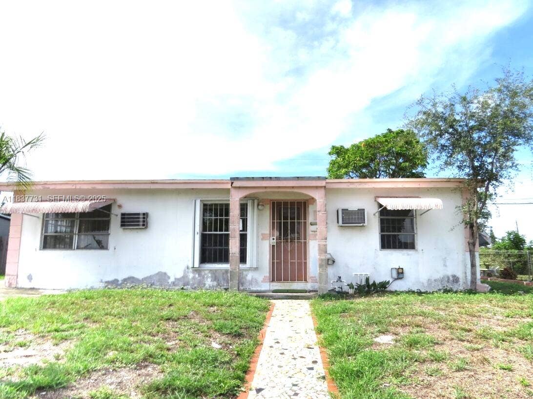 525 NW 16th Street, Pompano Beach, FL 33060 Photo 1