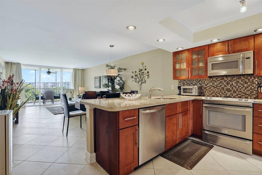 Property photo for 2901 S Palm Aire Drive, #608, Pompano Beach, FL