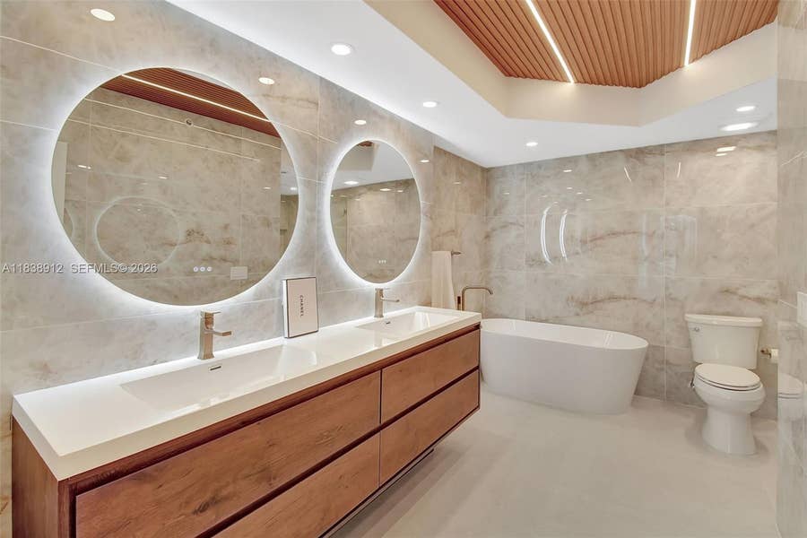 Property photo for 3370 Hidden Bay Drive, #812, Aventura, FL