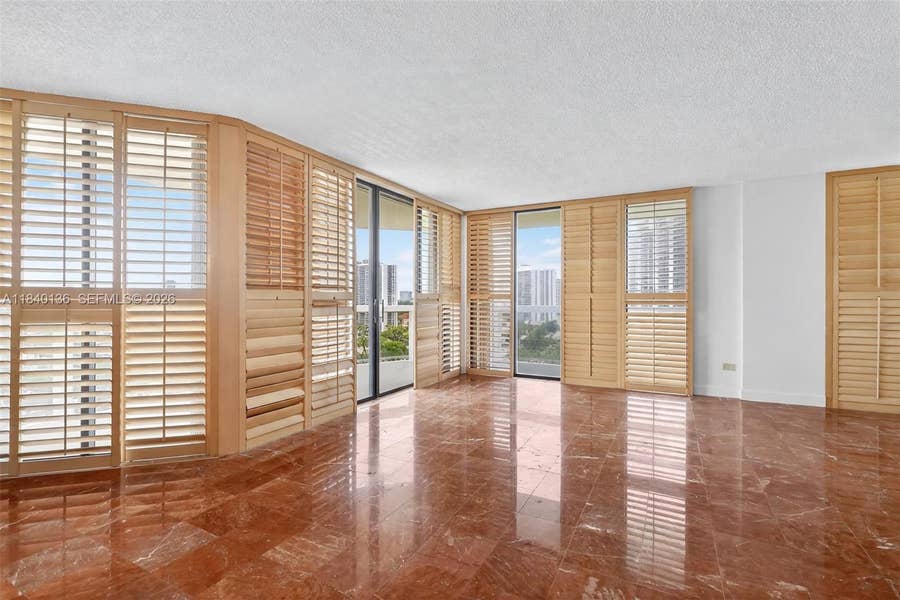 Property photo for 20185 E Country Club Drive, #1406, Aventura, FL