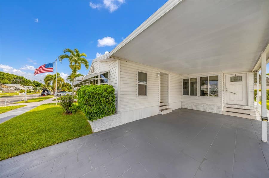 Property photo for 5298 NW 4th Terrace, Deerfield Beach, FL