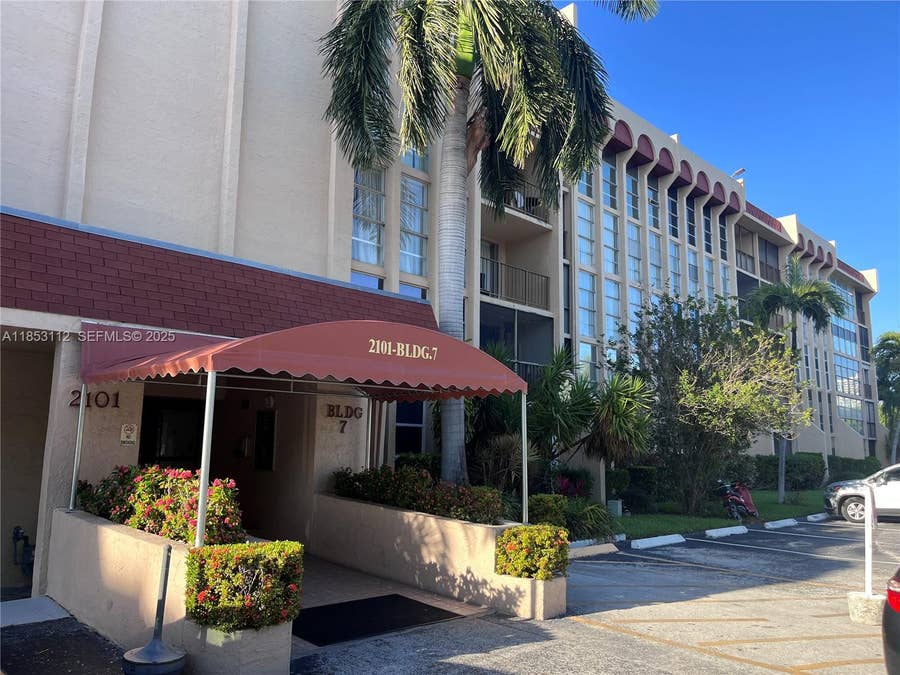 Property photo for 2101 Atlantic Shores Boulevard, #309, Hallandale Beach, FL