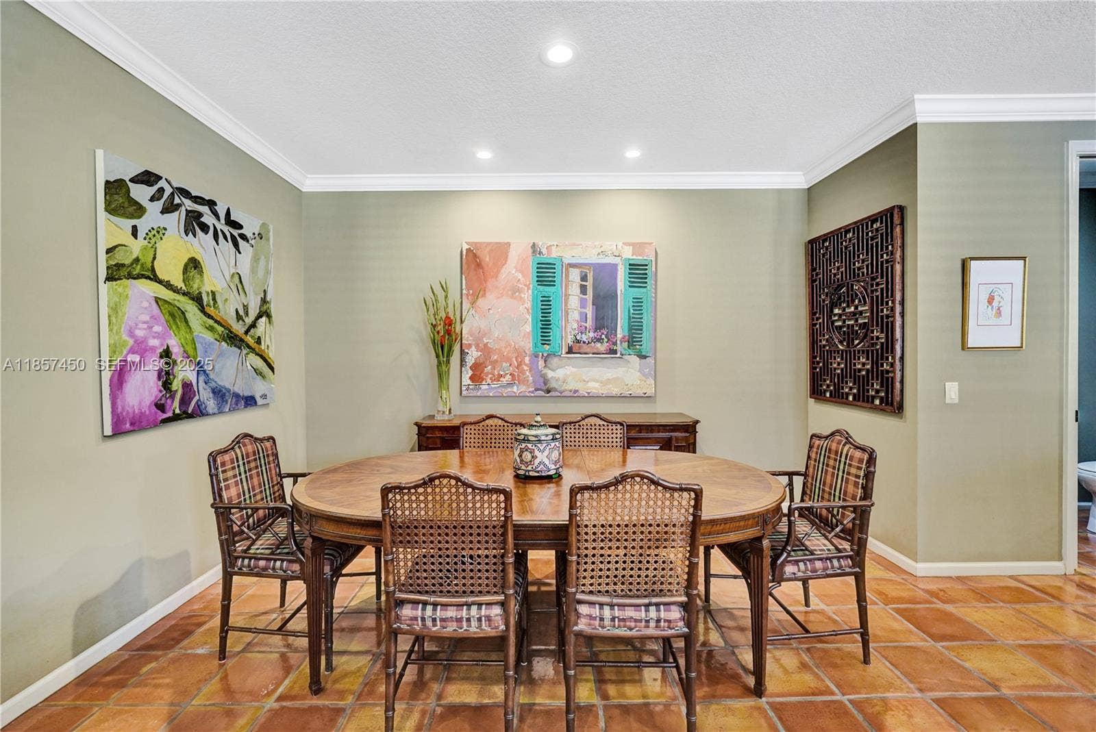 1577 Passion Vine Circle, #9-2, Weston, FL 33326 Dining area large enough to fit a very long table or 2 tables