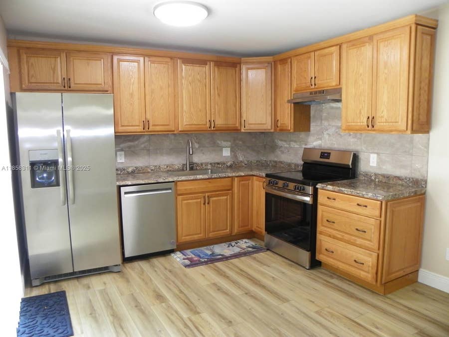 Property photo for 2578 Camelot Court, Cooper City, FL