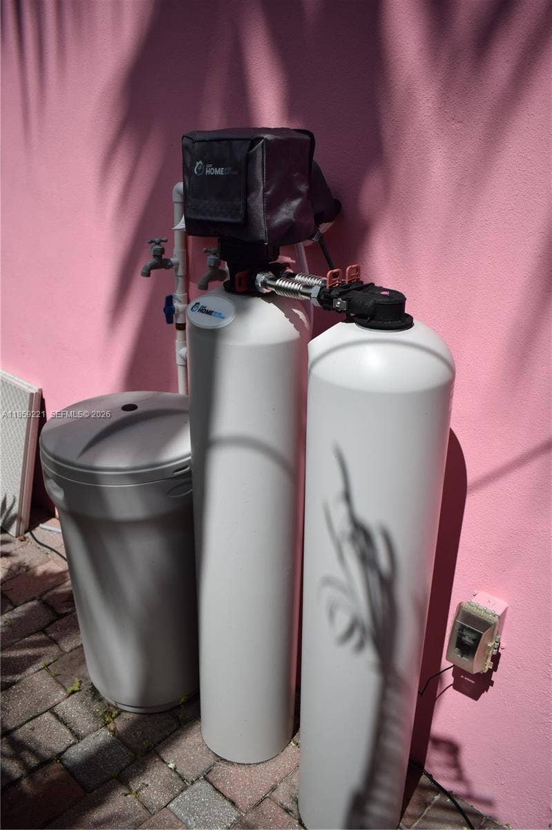 524 NE 27th Drive, Wilton Manors, FL 33334 Enjoy a healthier way of living with a full-property water filtration system that delivers purified water to every tap