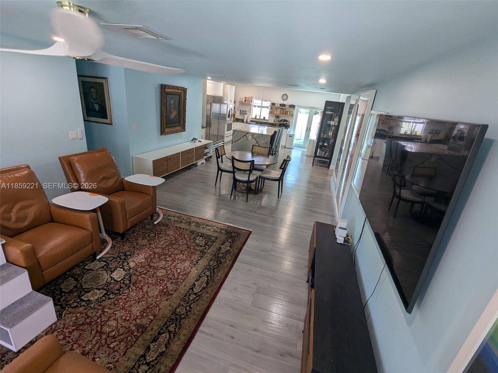 524 NE 27th Drive, Wilton Manors, FL 33334 Modern, open-concept layout.