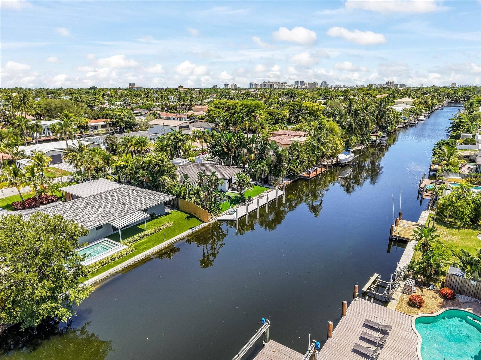 2417 NE 18th Avenue, Wilton Manors, FL 33305 Photo 27