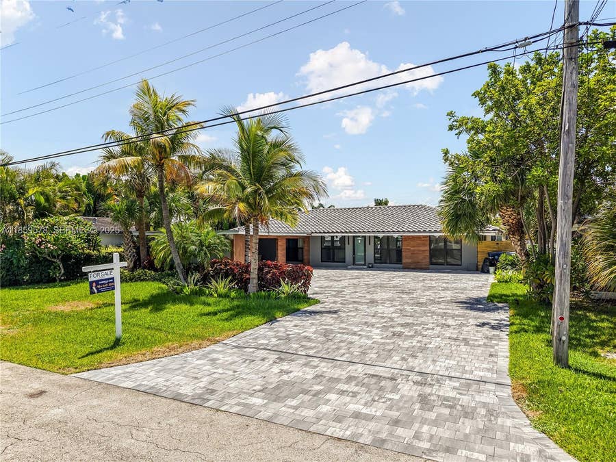 Property photo for 2417 NE 18th Avenue, Wilton Manors, FL