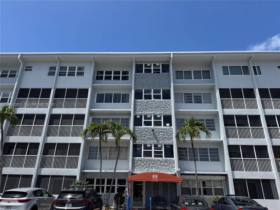 Property photo for 215 SE 3rd Avenue, #305A, Hallandale Beach, FL