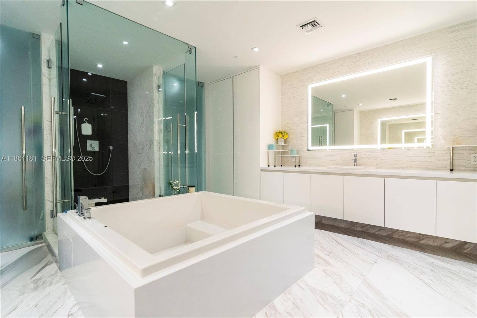 701 N Fort Lauderdale Beach Boulevard, #501, Fort Lauderdale, FL 33304 Photo 23