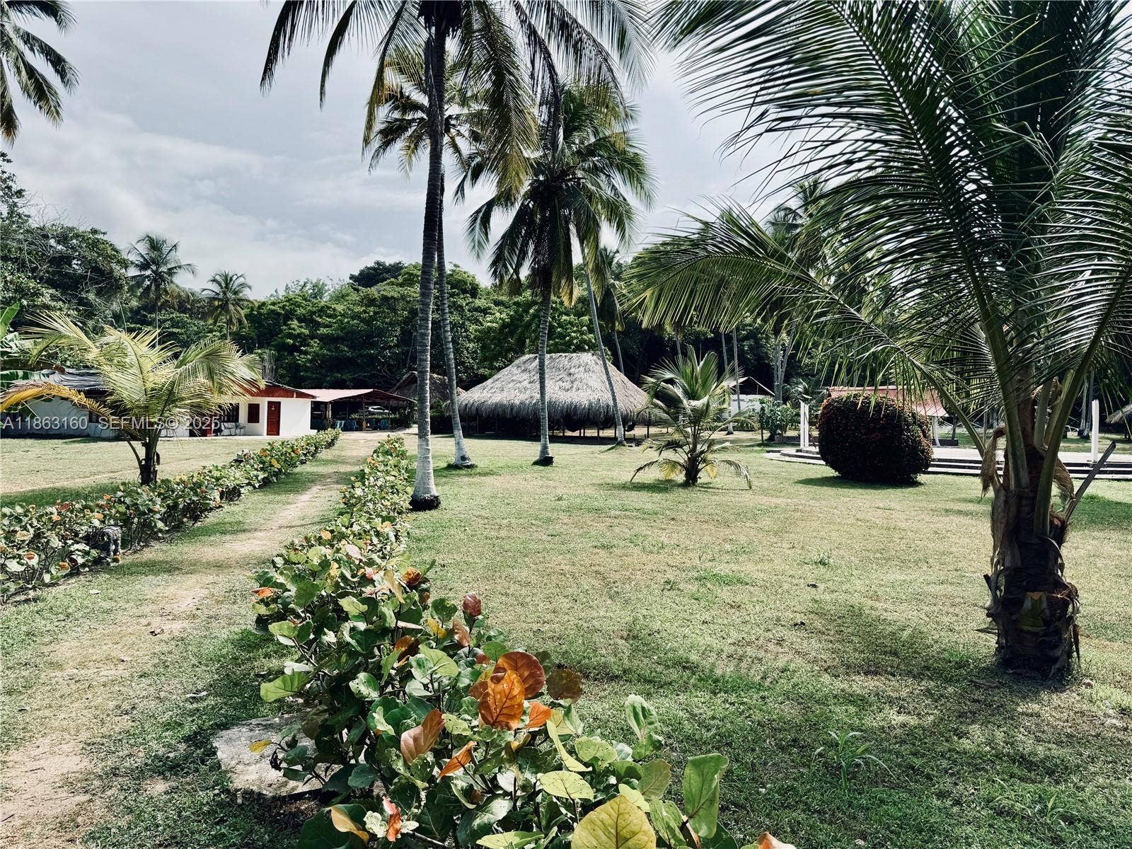 Casa De Campo Castillete, FL Photo 2