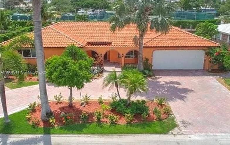 Property photo for 4220 NE 27th Avenue, Lighthouse Point, FL