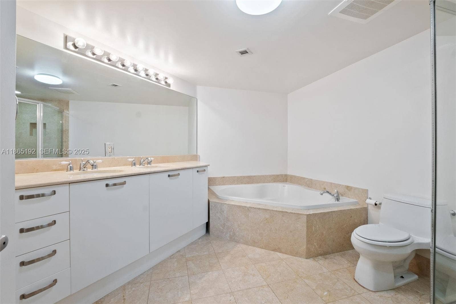 2001 N Ocean Boulevard, #701, Fort Lauderdale, Fort Lauderdale, FL 33305 Photo 12