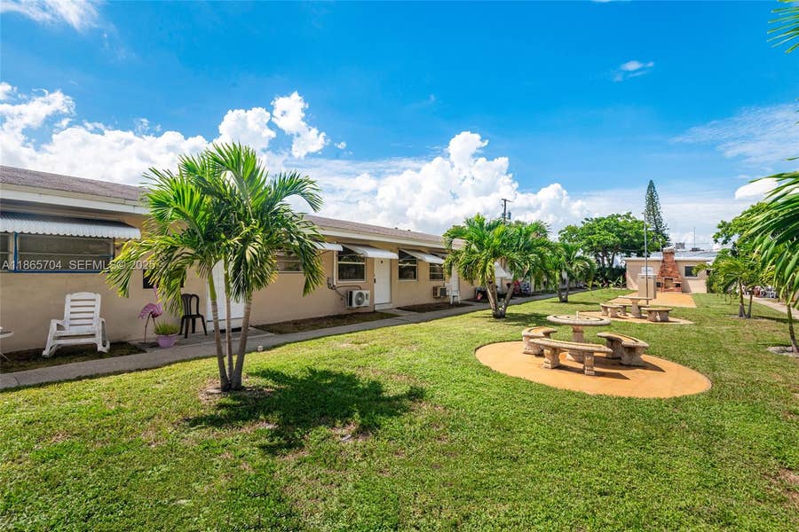Property photo for 2901 Polk Street, #10, Hollywood, FL