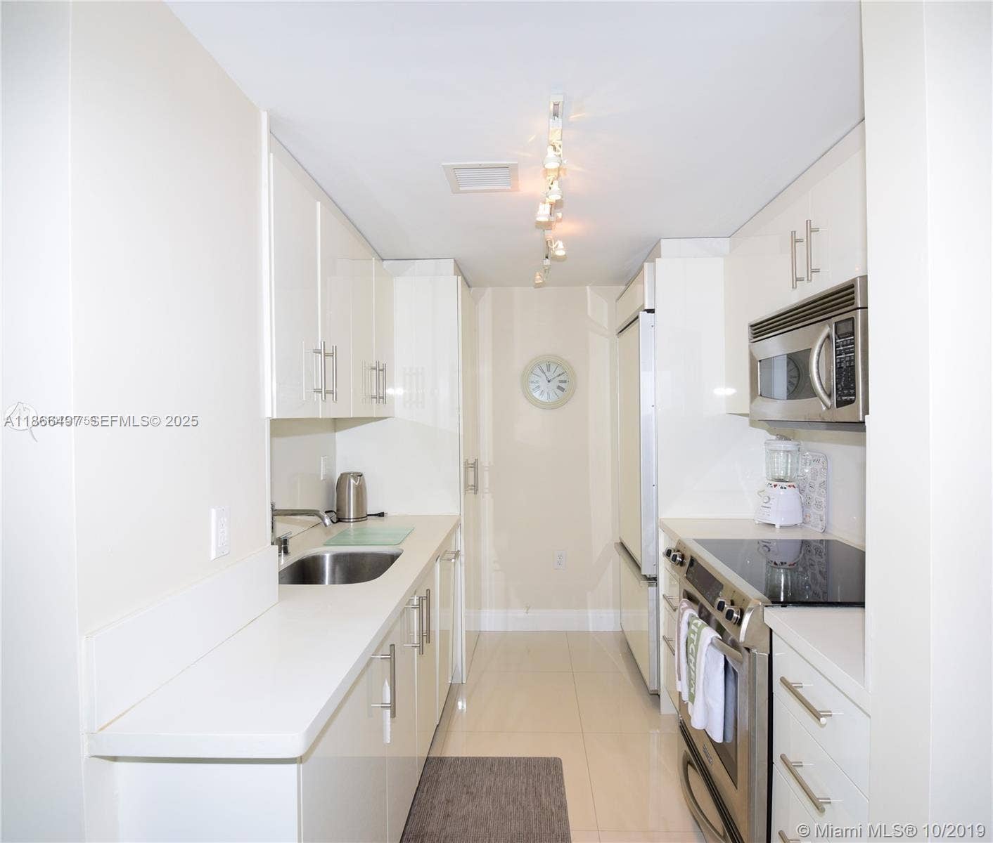 10275 Collins Avenue, #521, Bal Harbour, Bal Harbour, FL 33154 Photo 11
