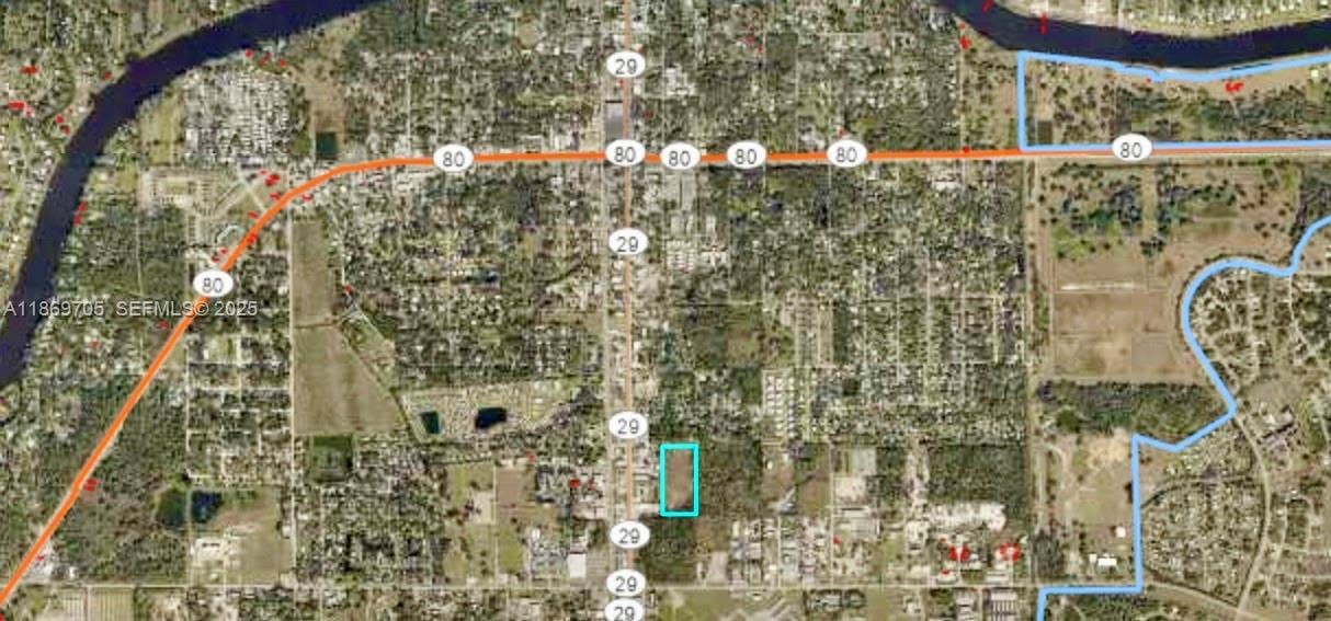 155 E Lincoln Ave, Labelle, FL 33935