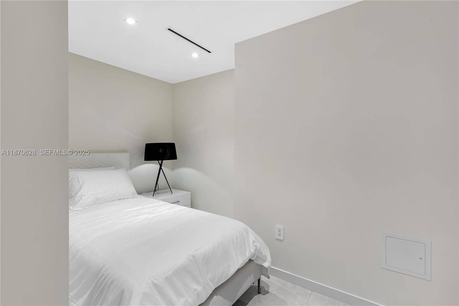 10155 Collins Avenue, #1605, Bal Harbour, FL 33154 Photo 43