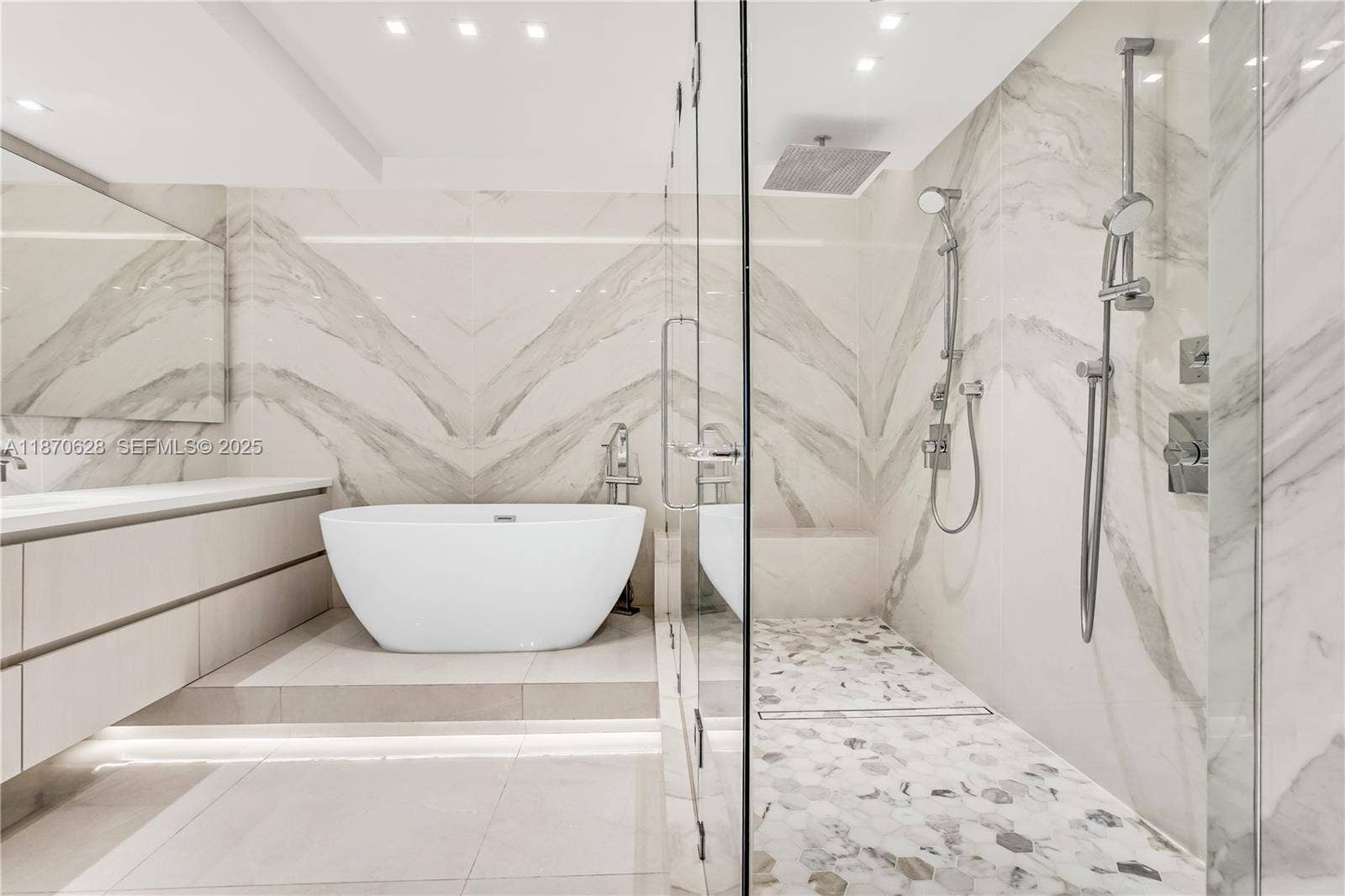 10155 Collins Avenue, #1605, Bal Harbour, FL 33154 Photo 31