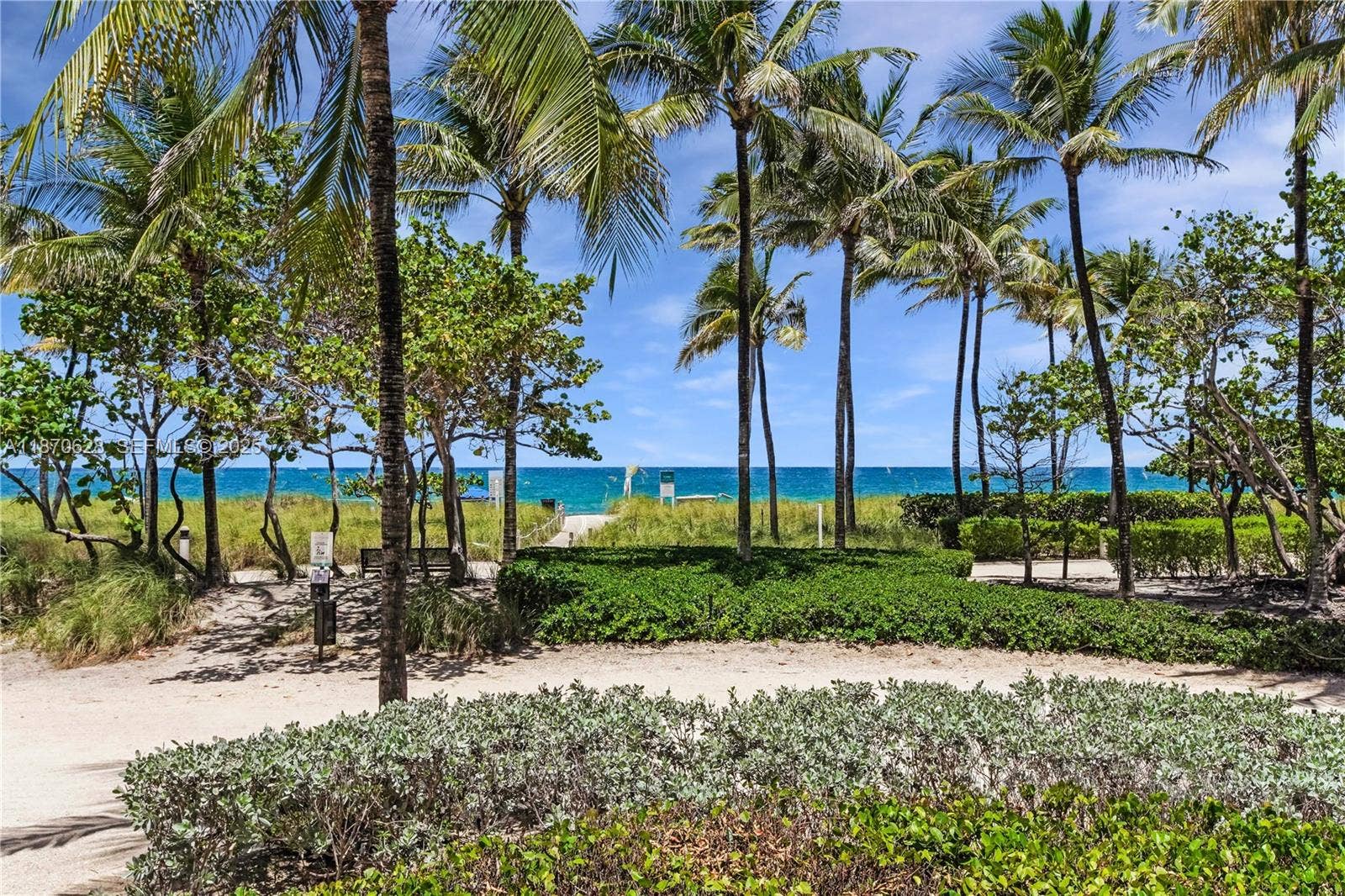10155 Collins Avenue, #1605, Bal Harbour, FL 33154 Walking Path