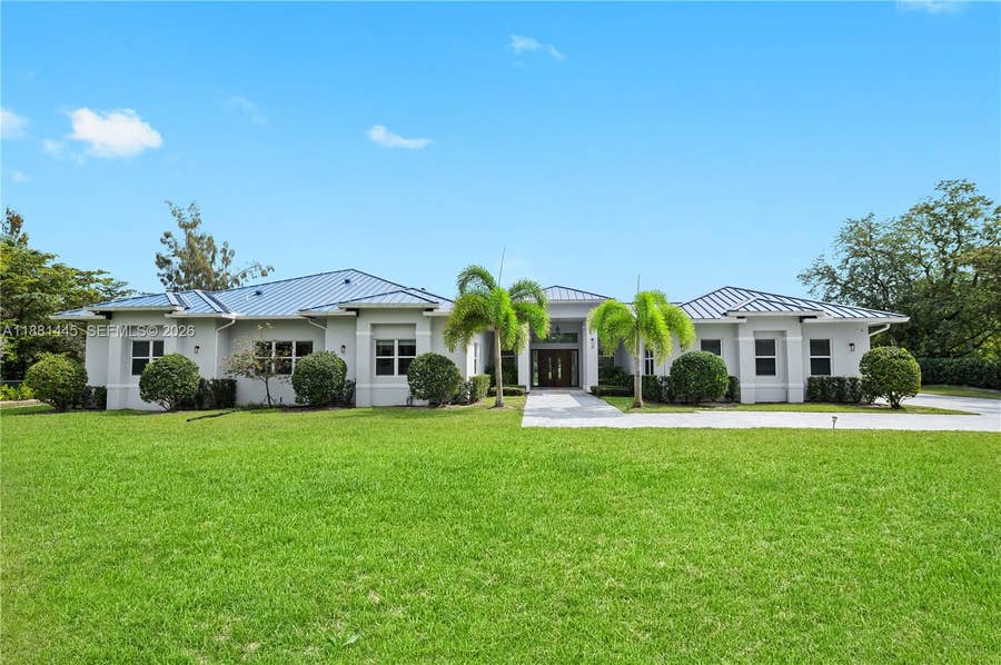 Property photo for 2400 SW 112th Avenue, Davie, FL